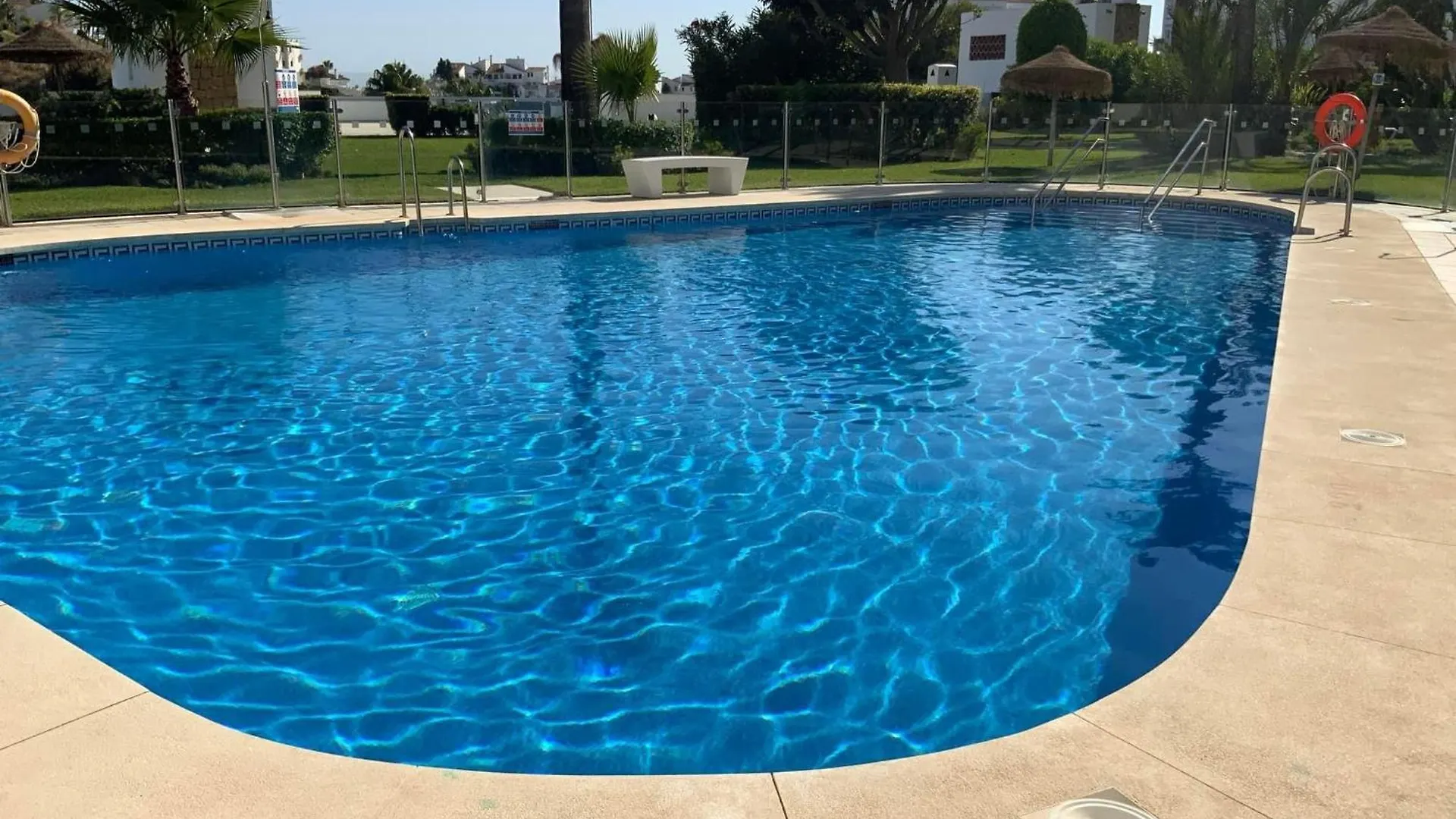 Miraflores Golf Gardens II Luxe Appartement At Riviera Del Sol Sitio de Calahonda Apartment