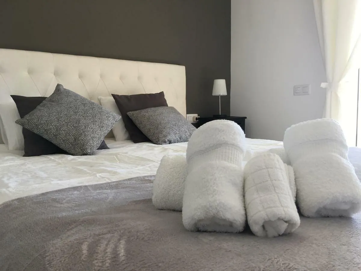 Apartment Miraflores Golf Gardens II Luxe Appartement At Riviera Del Sol Sitio de Calahonda Spain