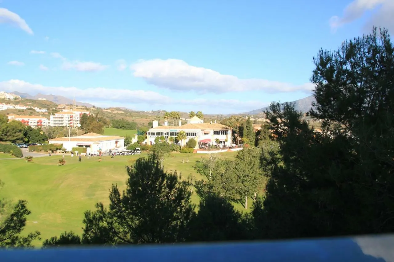 Apartment Miraflores Golf Gardens II Luxe Appartement At Riviera Del Sol Sitio de Calahonda